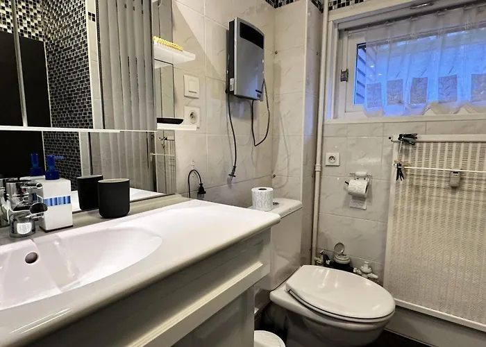 Bero Bisto - Maeva - 2 Pieces 6 Personnes - Confort Mae-0191 * La Mongie